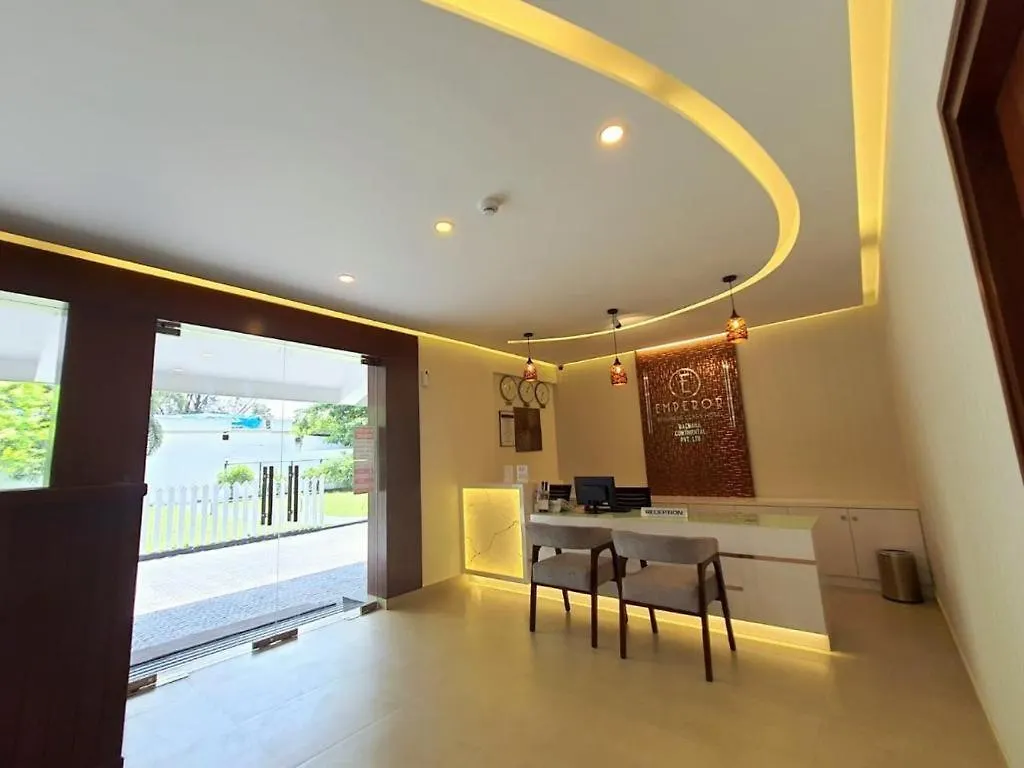 Emperor-Hotel Rachana Continental Pvt Ltd Kizhake Chālakudi
