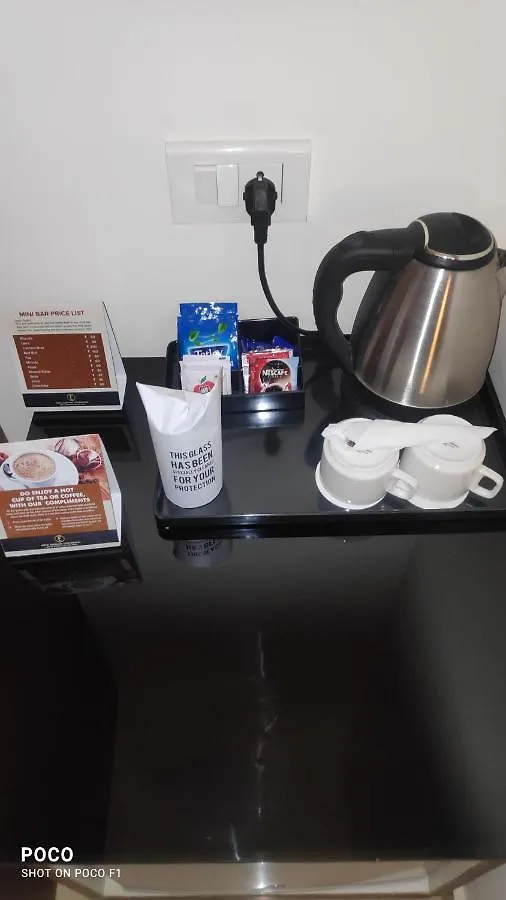 Hotel Emperor-Hotel Rachana Continental Pvt Ltd Kizhake Chālakudi