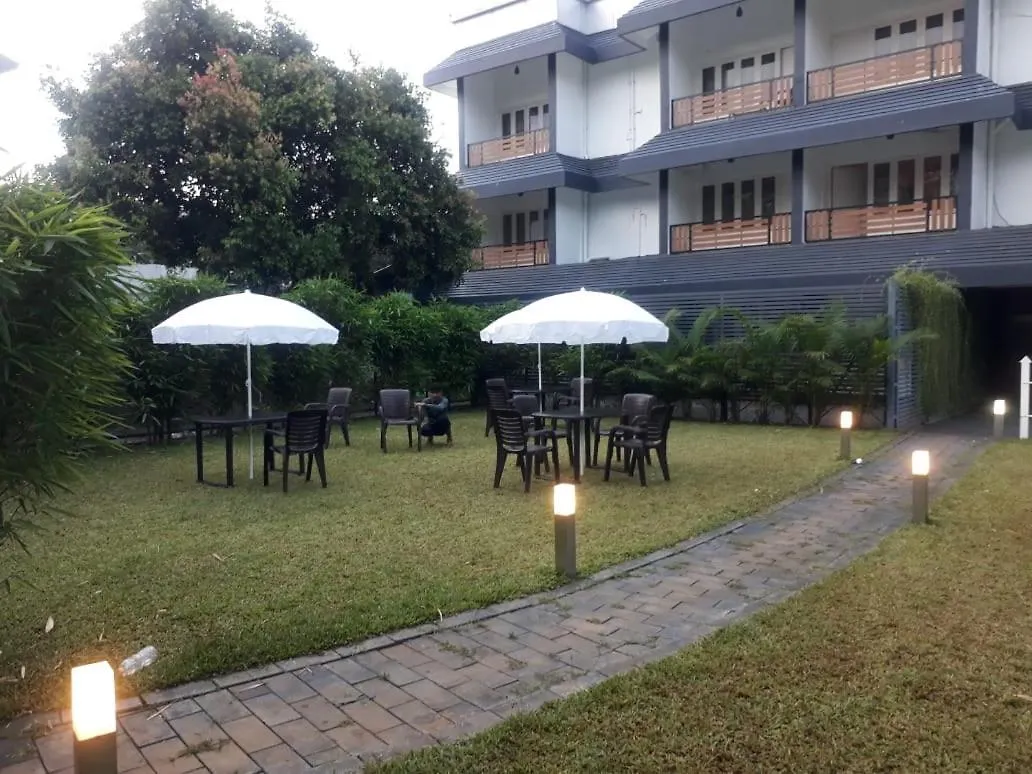 Emperor-Hotel Rachana Continental Pvt Ltd Kizhake Chālakudi 0*,